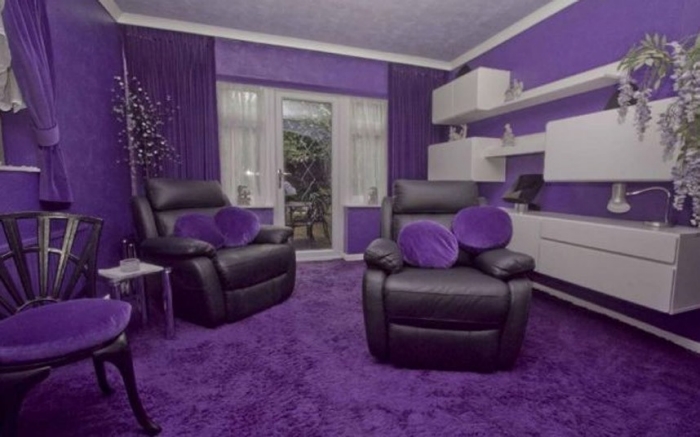 Paarse huiskamer Paarse huiskamer