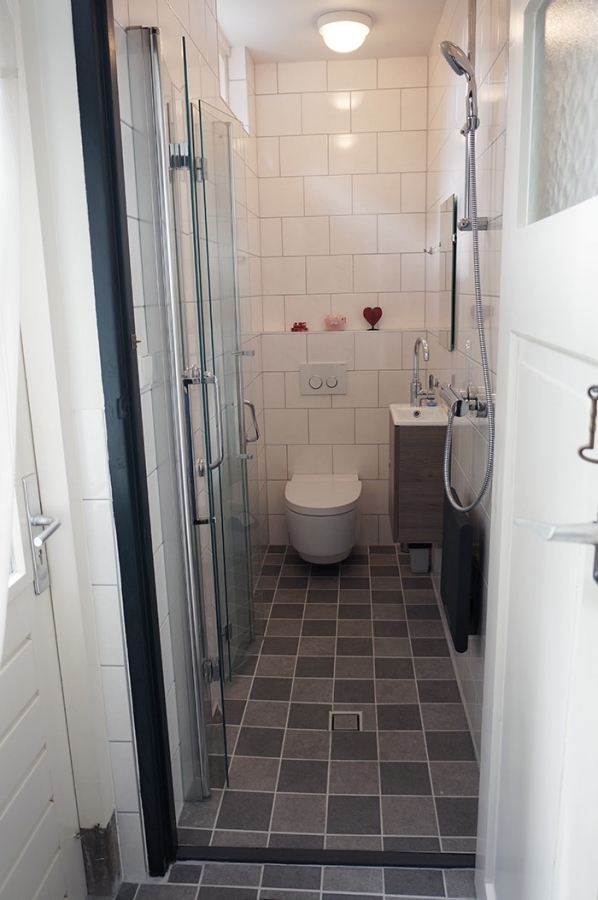 Het compacte badkamertje van mevrouw Sep Het compacte badkamertje van mevrouw Sep