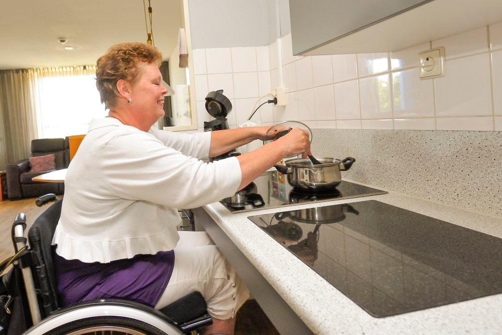 Voorbeeld onderrijdbare keuken Voorbeeld onderrijdbare keuken