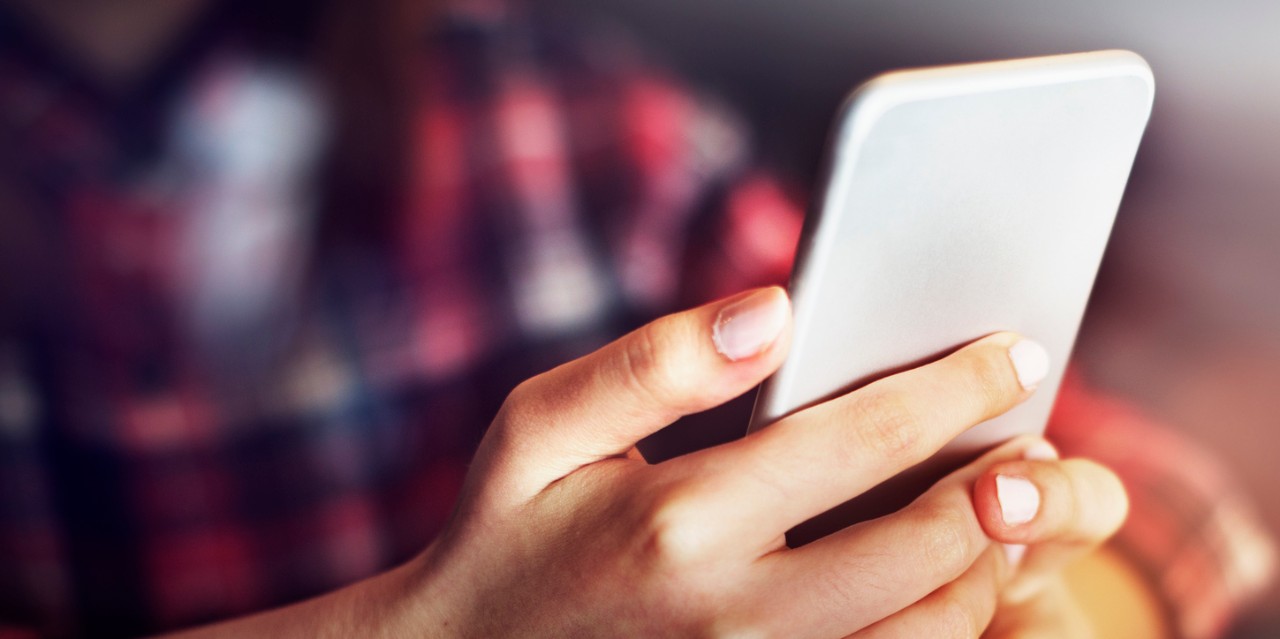 Betrouwbare loodgieter zoeken op mobiele telefoon