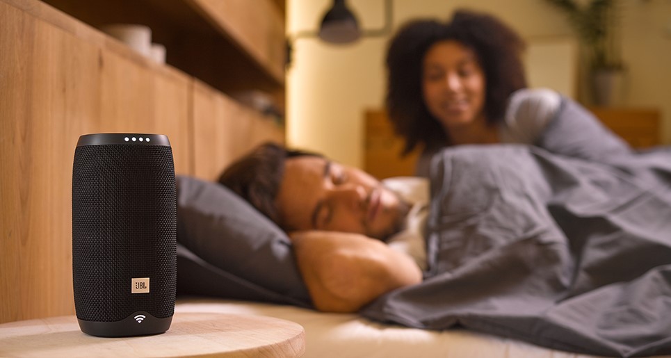 Start smart home enquete. Maak kans op een slimme JBL speaker!