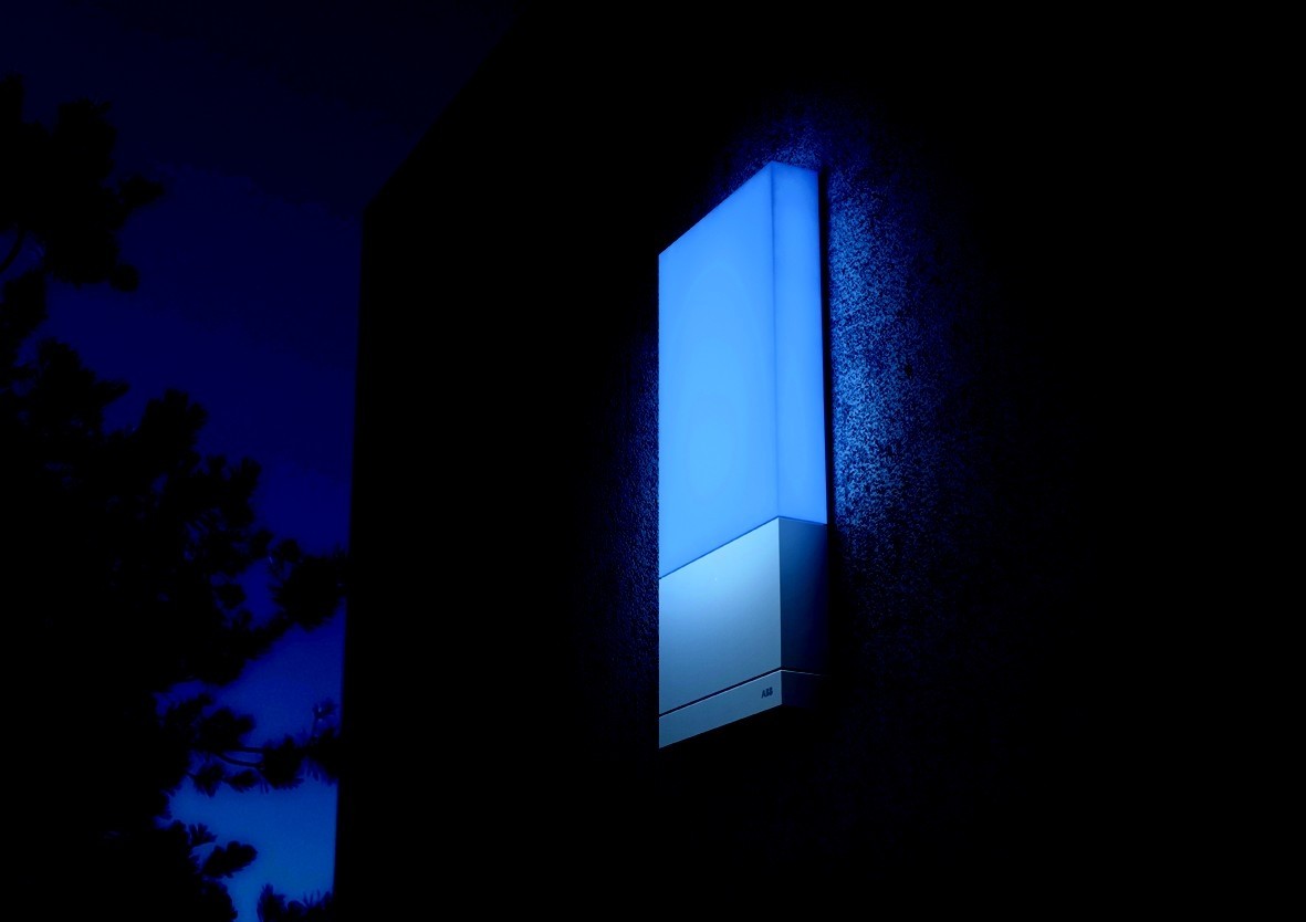Busch-MasterLight® gekleurde buitenverlichting Busch-MasterLight® gekleurde buitenverlichting