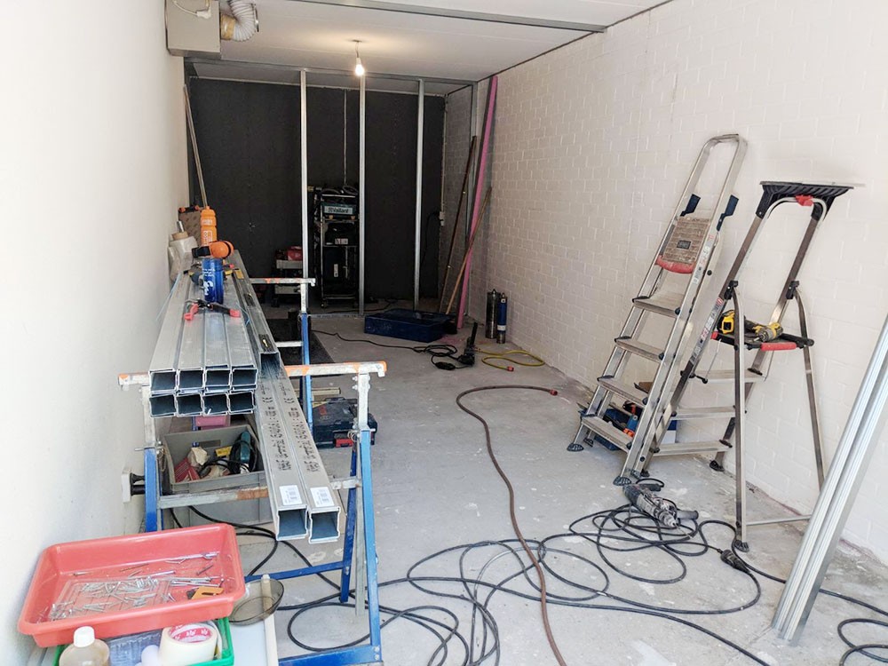 De 'garage' vóór de verbouwing De 'garage' vóór de verbouwing