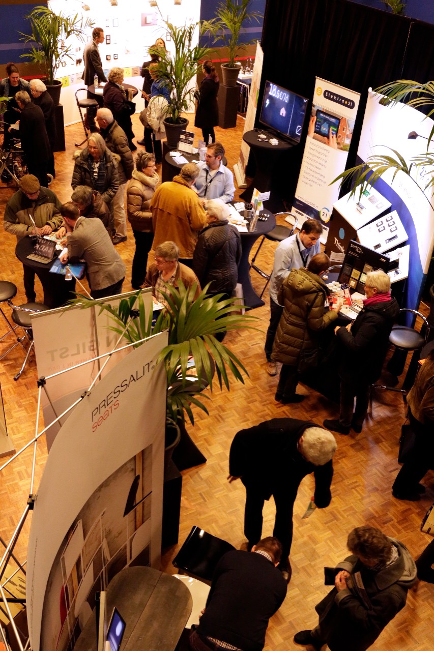 Drukte op de Comfortabel Thuis Beurs - Foto door LinD'sign fotografie Drukte op de Comfortabel Thuis Beurs - Foto door LinD'sign fotografie