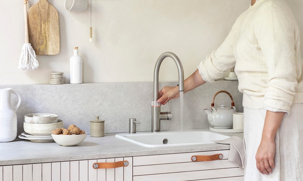 vaas radium Worden De duurzame oplossing voor warm water in de keuken